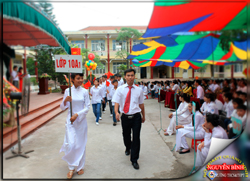 Lễ khai giảng của thầy và trò trường THCS&THPT Nguyễn Bình